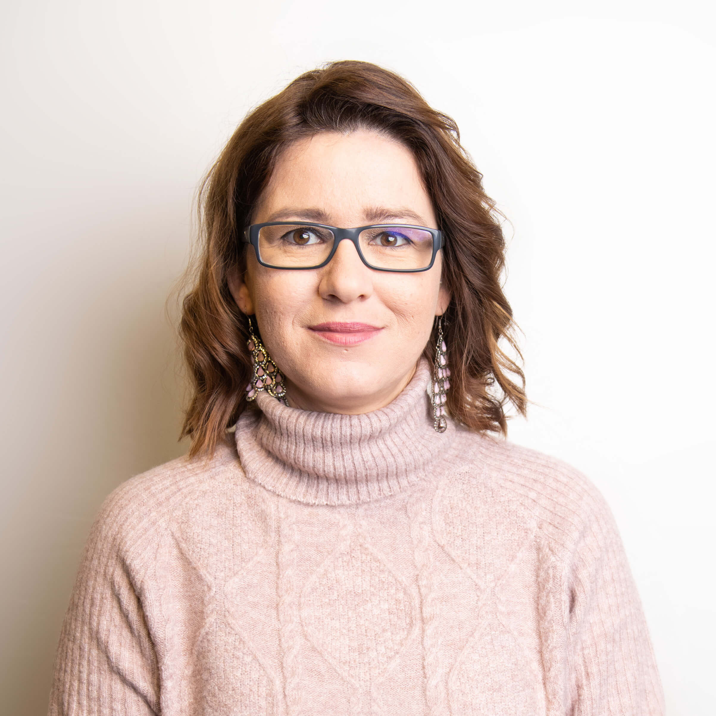 https://stage.haar-werk.ch/wp-content/uploads/2021/01/Christine-Hintermann.jpg