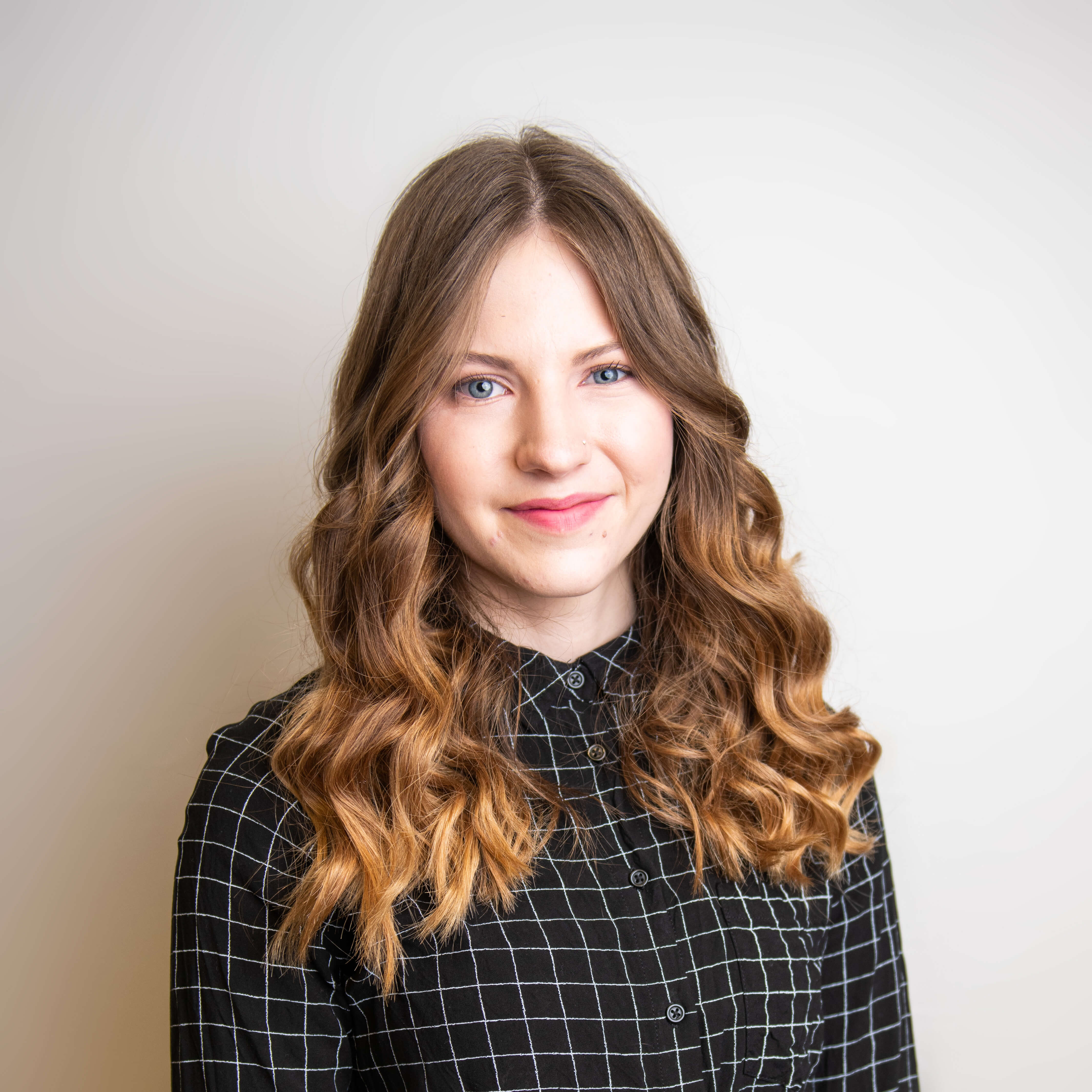 https://stage.haar-werk.ch/wp-content/uploads/2021/04/Jana-Schmid.jpg