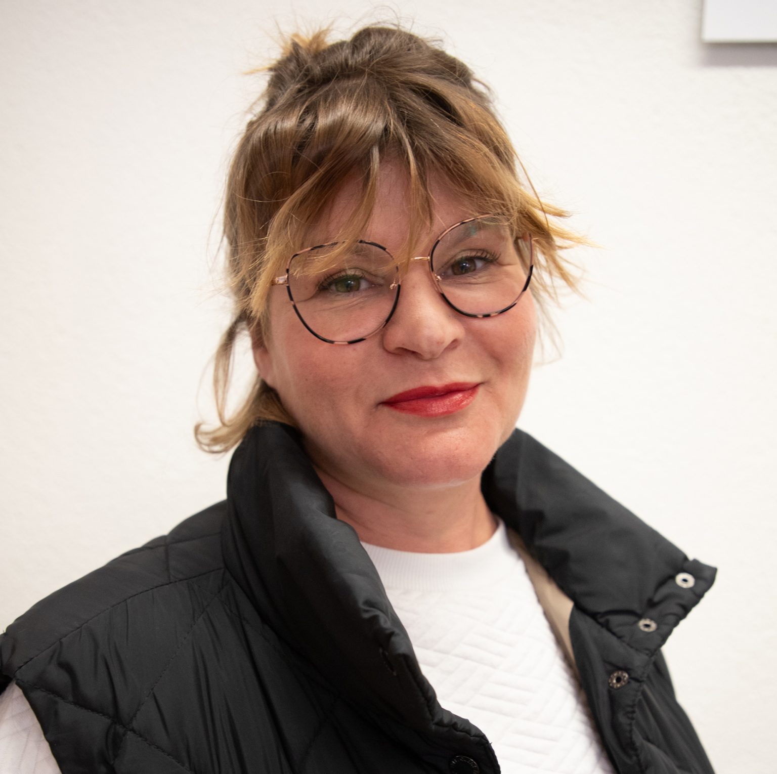 https://stage.haar-werk.ch/wp-content/uploads/2026/02/Nicole-Schaad-1536x1530.jpg